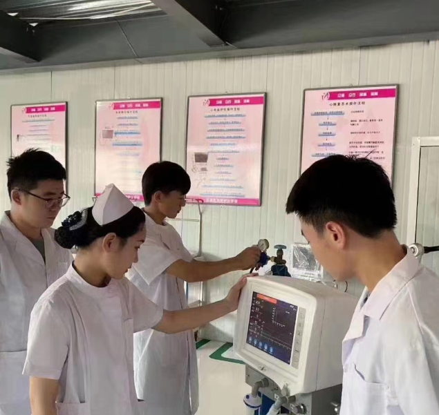 初中生可以學(xué)護(hù)士嗎？學(xué)護(hù)士是一個(gè)怎么樣的流程？
